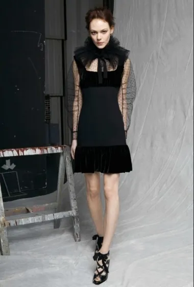 Moschino predjesenska kolekcija 2012.