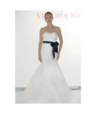 Victoria Nicole vjenčanice jesen 2012.