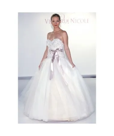Victoria Nicole vjenčanice jesen 2012.
