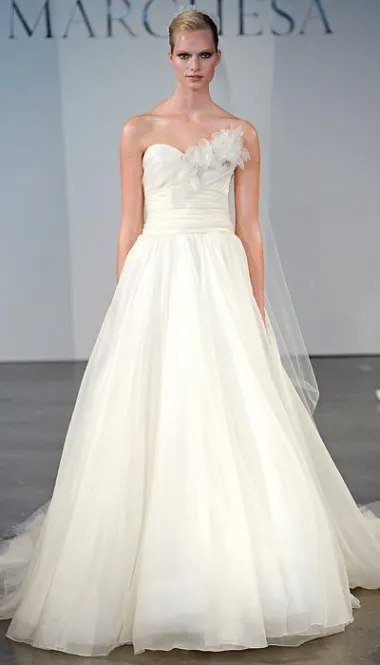 Marchesa vjenčanice proljeće 2014. (www.instyle.com)