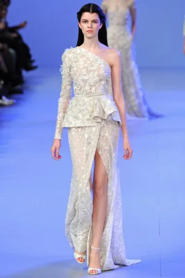 Elie Saab proljetna kolekcija 2014. (Izvor: www.style.com)