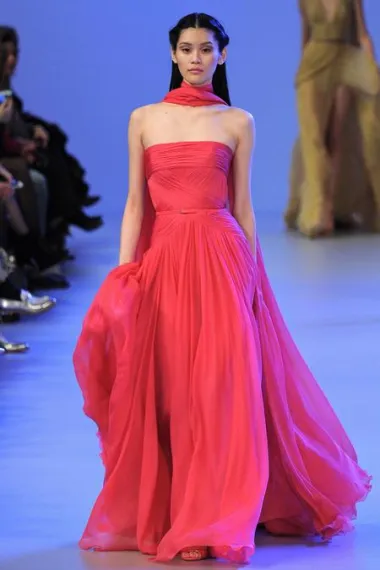 Elie Saab proljetna kolekcija 2014. (Izvor: www.style.com)