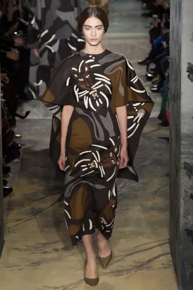 Valentino kolekcija proljeće 2014. (Izvor: www.style.com)
