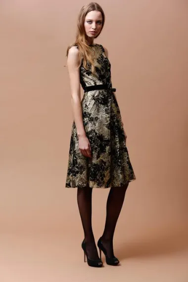 Badgley Mischka predjesenska kolekcija 2014. (Izvor: style.com)