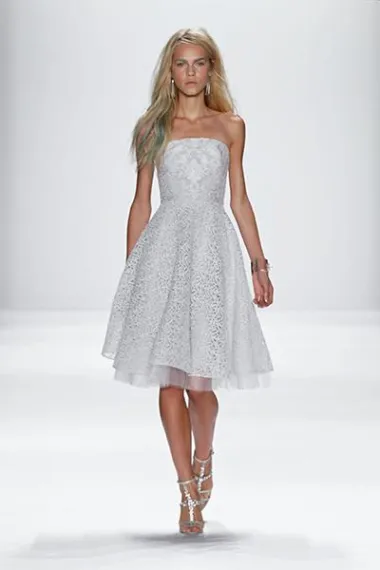 Badgley Mischka kolekcija proljeće 2015., Mercedes Benz Fashion Week (Izvor: www.badgleymischka.com)