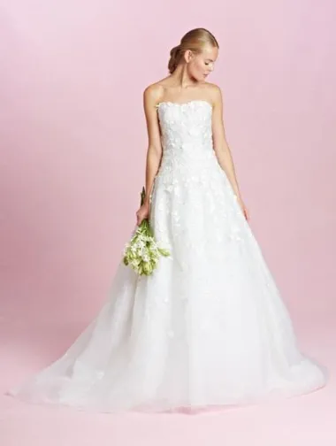 Oscar de la Renta vjenčanice jesen 2015. (Izvor: www.oscardelarenta.com)