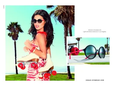 Brazilski supermodel Adriana Lima predstavila je novu Vogue Eyewear kampanju za proljeće/ljeto 2016. kroz objektiv poznate svjetske fotografkinje Ellen von Unwerth na najatraktivnijim lokacijama u Los Angelesu.