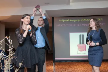 Pobjednik u kategoriji dekorativa nokti: MAX FACTOR EFFECT MINI LAK ZA NOKTE