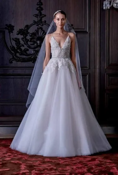 Monique Lhuillier vjenčanice proljeće 2016. (Izvor: Facebook Monique Lhuillier Facebook/www.moniquelhuillier.com)