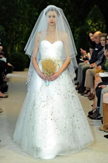 Carolina Herrera vjenčanice proljeće 2014. (www.becomegorgeous.com)