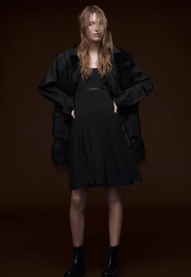Vera Wang predjesenska kolekcija 2015. (Izvor: verawang.com)