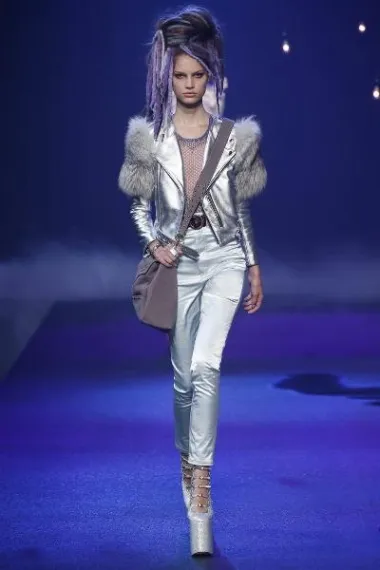 Marc Jacobs kolekcija proljeće 2017. (Izvor: www.aboutmarcjacobs.com)