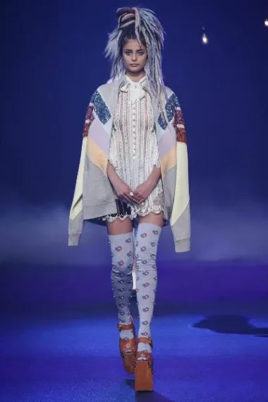 Marc Jacobs kolekcija proljeće 2017. (Izvor: www.aboutmarcjacobs.com)