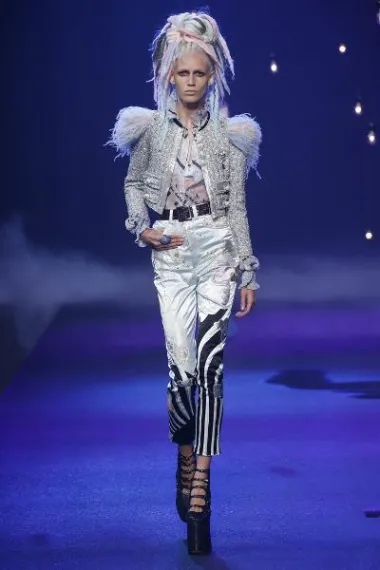 Marc Jacobs kolekcija proljeće 2017. (Izvor: www.aboutmarcjacobs.com)