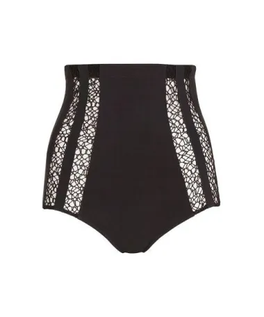 Nježna romantika, funkcionalna elegancija ili retro glamur – Yamamay ove jeseni nudi savršena rješenja za svaki stil