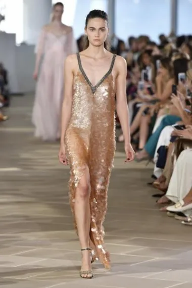 Monique Lhuillier kolekcija proljeće 2017. (www.moniquelhuillier.com)