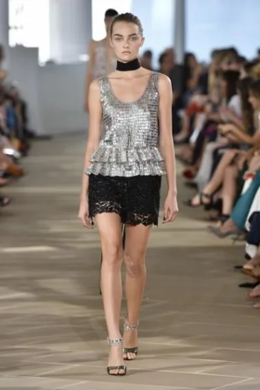 Monique Lhuillier kolekcija proljeće 2017. (www.moniquelhuillier.com)