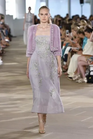 Monique Lhuillier kolekcija proljeće 2017. (www.moniquelhuillier.com)