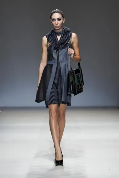Artiđana - dizajnerica Ana Ćavar uz prekrasne torbe Bags by Kristina dizajnerice Kristine Fazinić (Foto: Maja Brčić)