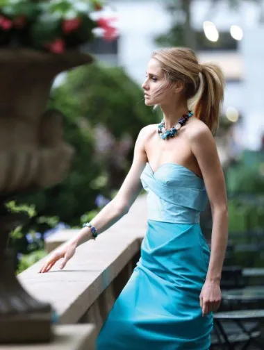 Oscar de la Renta Pre-Fall kolekcija jesen 2016. (Izvor: www.oscardelarenta.com)