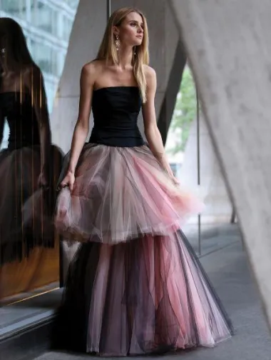 Oscar de la Renta Pre-Fall kolekcija jesen 2016. (Izvor: www.oscardelarenta.com)