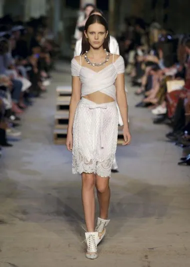 Givenchy kolekcija proljeće/ljeto 2016. (Izvor: www.givenchy.com)