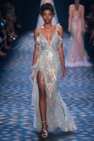 Marchesa kolekcija proljeće 2017. (Izvor: www.marchesa.com)