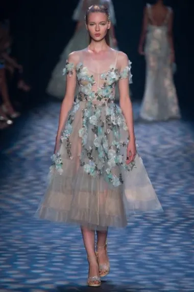 Marchesa kolekcija proljeće 2017. (Izvor: www.marchesa.com)