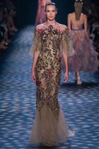 Marchesa kolekcija proljeće 2017. (Izvor: www.marchesa.com)