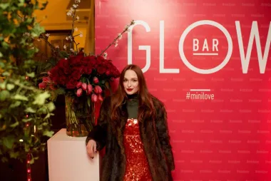 U Glow baru za Valentinovo sve je bilo u znaku ljubavi zahvaljujući kombinaciji najfinijih spritzeva. Prekrasno okruženje privuklo je brojne poznate osobe među kojima su bili Tonči Huljić, Antonija Mandić, Ivan Šarić, Barbara Repe, Hana Hadžiavdagić...