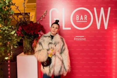 U Glow baru za Valentinovo sve je bilo u znaku ljubavi zahvaljujući kombinaciji najfinijih spritzeva. Prekrasno okruženje privuklo je brojne poznate osobe među kojima su bili Tonči Huljić, Antonija Mandić, Ivan Šarić, Barbara Repe, Hana Hadžiavdagić...