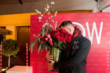 U Glow baru za Valentinovo sve je bilo u znaku ljubavi zahvaljujući kombinaciji najfinijih spritzeva. Prekrasno okruženje privuklo je brojne poznate osobe među kojima su bili Tonči Huljić, Antonija Mandić, Ivan Šarić, Barbara Repe, Hana Hadžiavdagić...