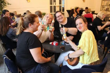 Ladies Only Pub Quiz