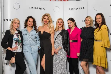 Fani Čapalija, Andrea Šušnjara, Žanamari Lalić, Anamarija Asanović, Monika Sablić, Gianna Apostolski, Renata Lovrinčević Buljan te mnoge druge poznate dame nisu skrivale svoje oduševljene bogatim Lunaria asortimanom. (FOTO: Tonći Čerina)