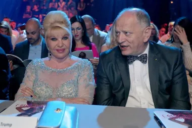 One su svoj put do krune započele na preliminarnom natjecanju koje je uključivalo intervju sa članovima žirija, među kojima je bila i Ivana Trump,  te bodovanje u kupaćem kostimu. (FOTO: Dalibor Urukalović/PIXSELL)
