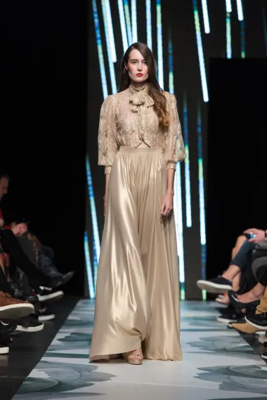 Romantična elegancija koju je na pistu donijela Ivana Cvrlje, teško mogla proći nezapaženo. (Foto: Matea Vrčković)