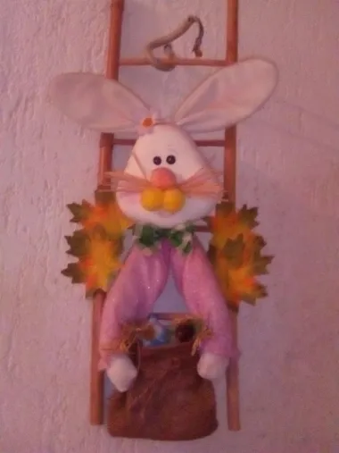 Dekorirana zečica kao vjesnica proljetn tradicije