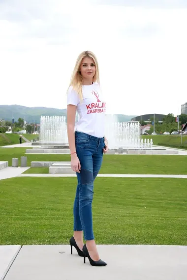 Za frizure će se pobrinuti Lea Bikić iz frizerskog salona GT, a za šminku je zadužen stručni team Callegari.  (FOTO: Josip Čekada i Giordano Cellich)