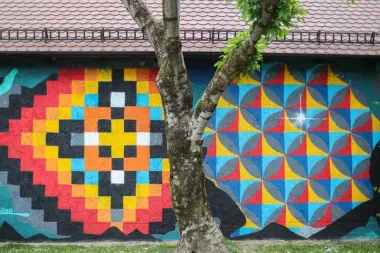 Postojećem „Guliveru” iz 2016. (Dominik Vuković i Boris Bare) tako su se pridružili radovi „I park je nekome doma”, „Zagreb Flowers of Life” i „No Pasa Nada”, koje u suradnji potpisuju Afrika i Boris Bare. Smelly Feet i Erol Sjajni u svom su prepoznatljivom stilu oslikali „Onaj dan kada je tigar pao preko vulkana”. (Foto: Luka Stanzl/PIXSELL)