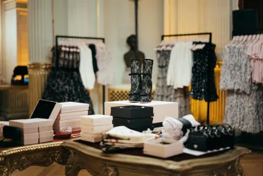 Giambattisa Valli, dizajner kojeg obožavaju žene sa stilom svih godina, poznatih kao Valli djevojke.  (Foto: Karla Jurić i Ive Trojanović)