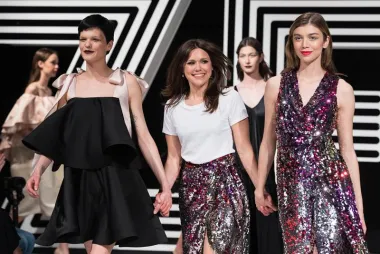 Zagreb Fashion Destination okupio JE mnoštvo ljubitelja mode, a čast da otvori ZFD19 pripala je Lokomotivi by Lana Puljić koja je svojim odvažnim ženskim odijelima i maštovitim haljinama oduševila sve prisutne (FOTO: Matea Vrcković)