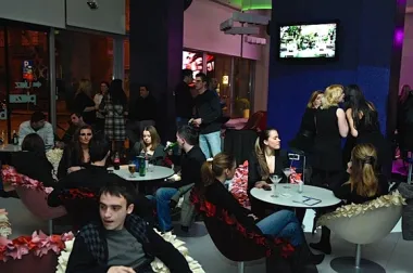 Plaza bar 4. 2. 2011.
