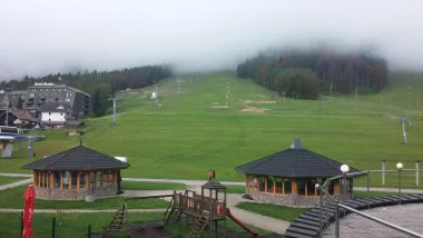 Kranjska gora pogled iz hotela u rano jutro
