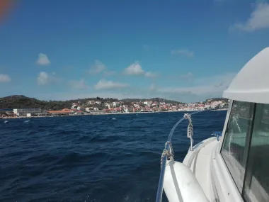 Dugi otok, Sali,uplovljavanje