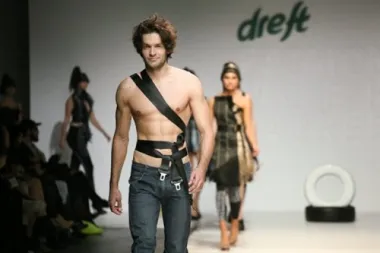 Maja i Petra Špoljar svoju su kolekciju prikazale prvog dana ovogodišnjeg modnog spektakla DREFT Fashion Week Zagreb