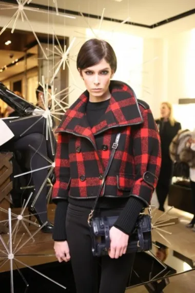 Večernjem događaju u Burberry dućanu u Centru Kaptol nazočilo je preko 300 uzvanika