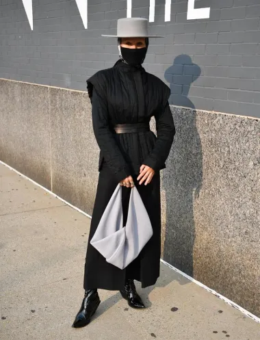 Top ili flop? Ulična moda s New York Fashion Weeka
FOTO: Profimedia.hr
