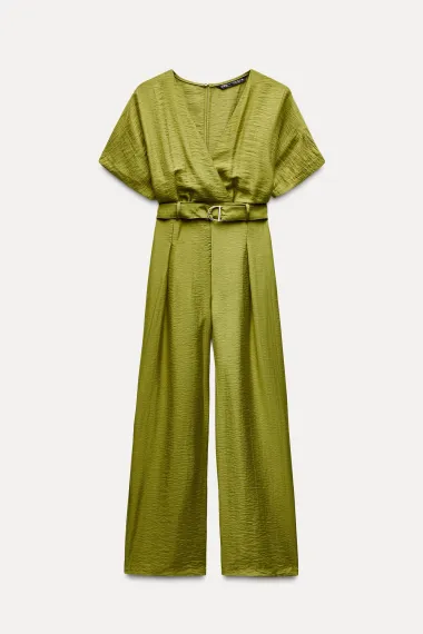 Zara ima super sniženje kombinezona i haljina, izdvojile smo naše favorite