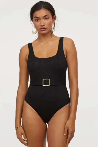 H&amp;M, 217 kn