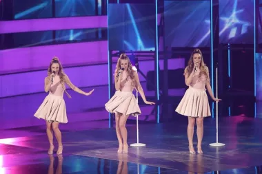Ovu subotu se u Opatiji održala Dora, izbor za pjesmu koja će Hrvatsku predstavljati na Eurosongu 2019. u Izraelu. Pobijedio je Roko Blažević s pjesmom 'The Dream', a mi smo napravili malu galeriju svih nastupa. Koji ti je outfit najbolji? (FOTO:Nel Pavletic/PIXSELL)